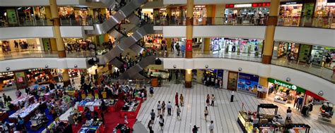 Best 15 malls in Pune for Shopping | Special Places of India