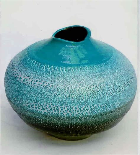 CONTAINERS / ARTIFACTS - M.Wein Teal Stoneware vase | Modern ceramics design, Raku pottery, Clay ...