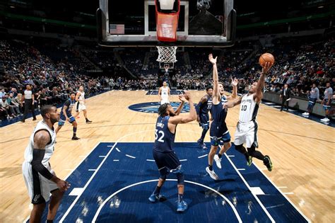 Gallery | Wolves vs. Spurs Photo Gallery | NBA.com