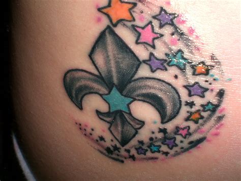 10 Great Fleur De Lis Tattoo Ideas 2023