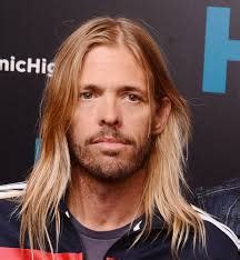 Taylor Hawkins: Who Is He? American Musician's Age, Net Worth, Wife ...