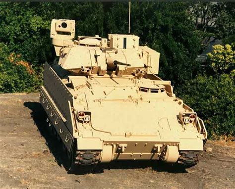 M2A3 Bradley IFV | Military & Defence | Pinterest