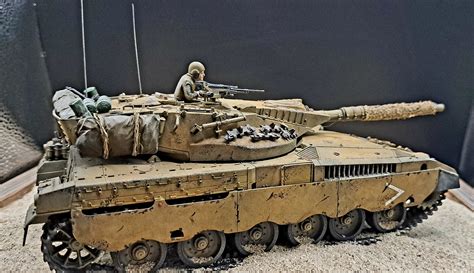 Israeli Merkava Main Battle Tank -- Plastic Model Military Vehicle Kit ...