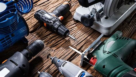 8 Hand And Power Tools Every DIY Builder Should Own - News