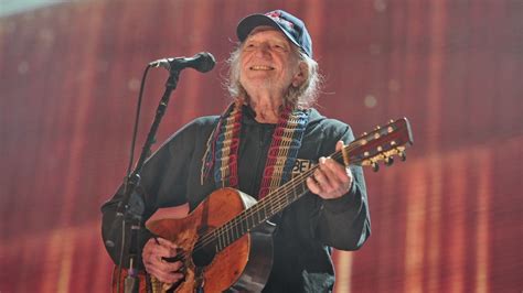 Happy 90th birthday, Willie Nelson! | wfaa.com