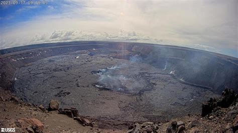 Hawaiian Volcano Observatory installs new webcam to monitor Kīlauea