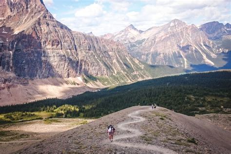 Hiking in Jasper National Park: 20 best hikes for all levels