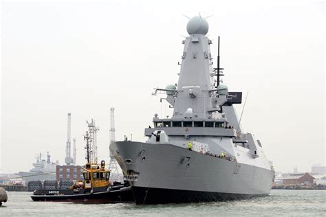 HMS Duncan Is the Sixth, and Last, Type 45 Destroyer | Defense Media Network