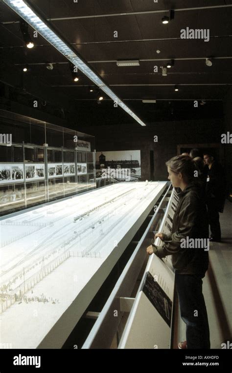 HOLOCAUST EXHIBITION IMPERIAL WAR MUSEUM Stock Photo - Alamy