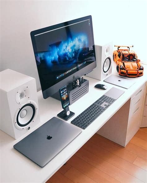 iMac Pro ‘Space Gray’ Workpsace By Karl Conrad – MinimalSetups | Diy ...