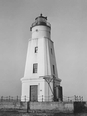 Their Stories & Wonders: The 8 Lighthouses of Apostle Islands