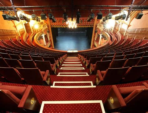 Wolverhampton Grand Theatre - Audience Systems