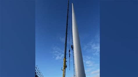 Val-de-Marne: the tallest pylon of the future Cable 1 cable car lifted in Valenton - Daily Weby