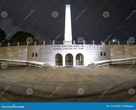 Obelisk at night editorial image. Image of construction - 114179555