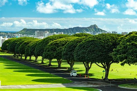 Punchbowl Hawaii Memorial Tours by Pearl Harbor Tours