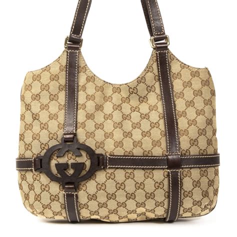 Gucci Monogram GG Logo Shoulder Bag Labellov Buy and Sell Authentic Luxury