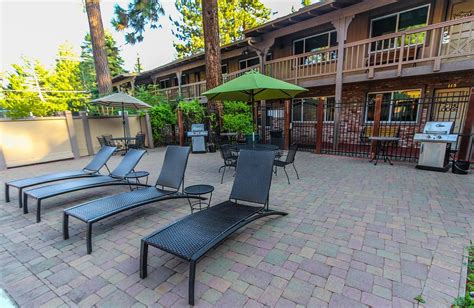 The Lodge at Lake Tahoe Pool: Pictures & Reviews - Tripadvisor