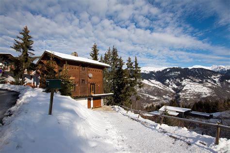 Chalet La Tania - Exterior - French Alps Properties for Sale