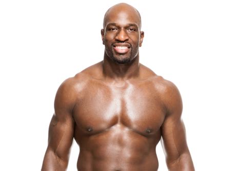 Titus O'Neil: Bio - Wwe Raw