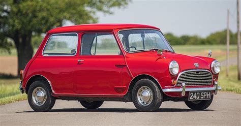 Timeless Classic: Here’s What A 1960 Austin Mini Costs Today