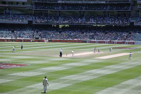 File:Melbourne Cricket Ground, Day4 Pakistan vs Aussies, 2009-10.jpg ...