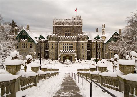 Royal Roads University, Canada - Ranking, Reviews, Courses, Tuition Fees | Hotcourses India