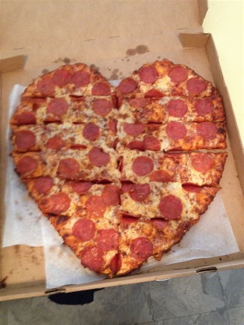 heart shaped pizza from round table! yum! | Heart shaped pizza, Food, Yummy