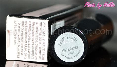 Random Beauty by Hollie: REVIEW: Mary Kay Creme Lipstick in Apple Berry