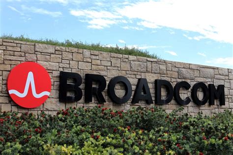 Broadcom Looks to Sell Unit That Could Fetch $10 Billion - WSJ