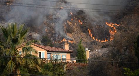 Glendora Forest Fires in California Burn 1,700 Acres | POPSUGAR Celebrity