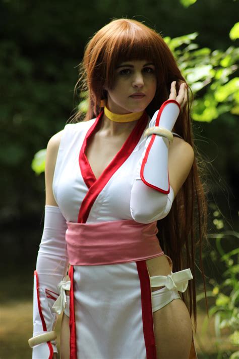 Kasumi - Dead or Alive 5 - Cosplay by EvansSora on DeviantArt