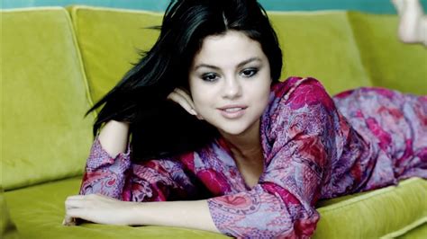 Selena Gomez 'Good For You' - Music Video - Top Takeaways - YouTube