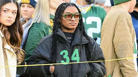 Repping Husband’s Jersey Number, Simone Biles Gets Dolled Up for Packers’ ‘Game Day’ - The ...