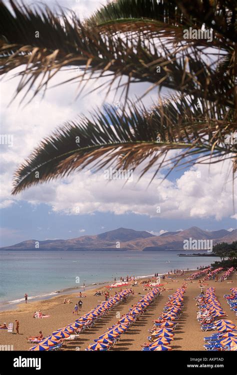 Lanzarote beach activities hi-res stock photography and images - Alamy