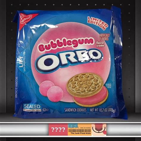 Omg oreo de bubble gum | Weird oreo flavors, Oreo flavors, Oreo cookie ...