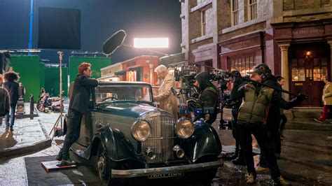 Behind the Scenes : r/goodomens