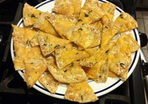 Cheesy Tortilla Chips Recipe by beemarg - Cookpad