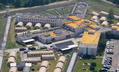 Louisiana inmates at Angola sue over solitary confinement on death row