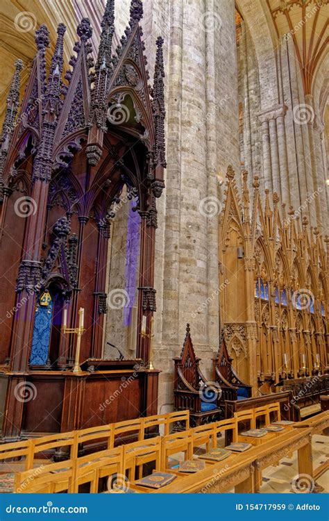 Interior of Winchester Cathedral Editorial Stock Image - Image of ...