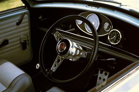 A truly dashing dash. | Classic Mini | Pinterest | Minis, Classic mini and Cars