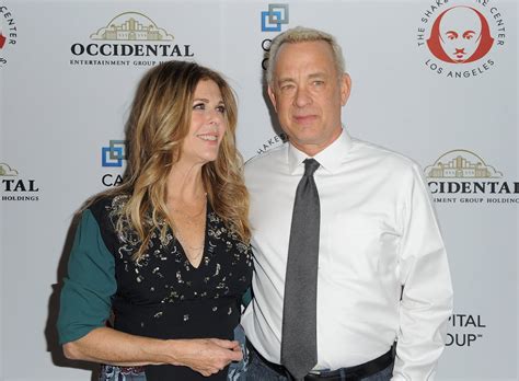 Tom Hanks and Rita Wilson at Shakespeare Benefit Dec. 2015 | POPSUGAR Celebrity