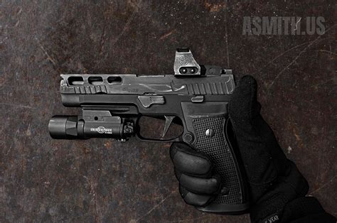 Sig Sauer P320 AXG Pro, Surefire X300, Sig Sauer Romeo 1 Pro : r/SigSauer