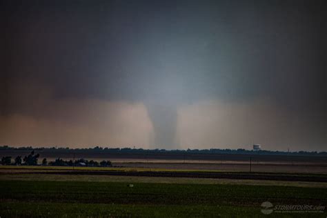 Stovepipe Tornado - StormTours.com