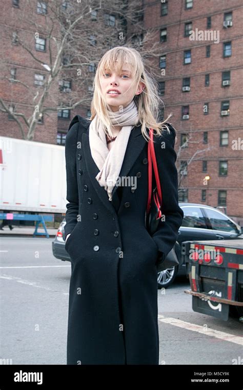 NYC Street Style Stock Photo - Alamy