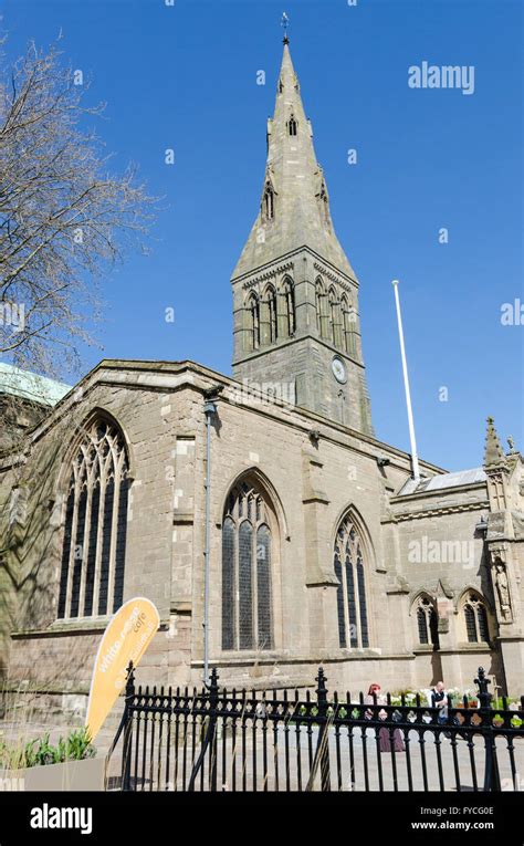 Leicester cathedral hi-res stock photography and images - Alamy