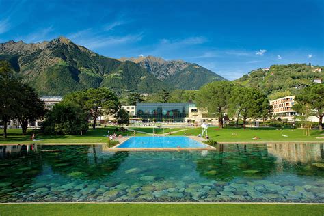 Vacanze a Merano | Camera con mezza pensione, piscina e parcheggio