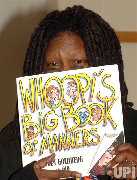 Photo: WHOOPI GOLDBERG BOOK LAUNCH - NYP2006100307 - UPI.com