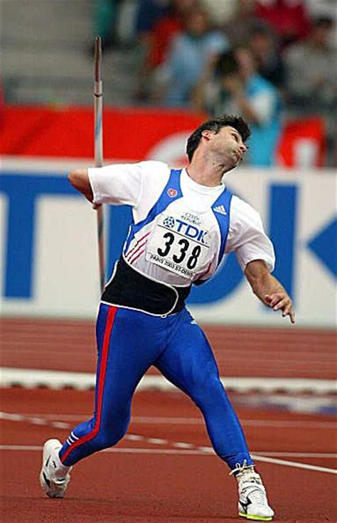 Illustrated Javelin Throwing Technique