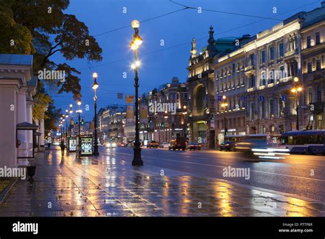 Nevsky prospekt at night hi-res stock photography and images - Alamy