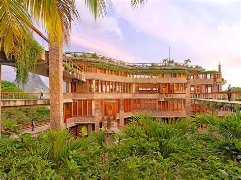 Jade Mountain Resort: A Honeymooners Dream in the Gem of the Caribbean | ZeebaLife